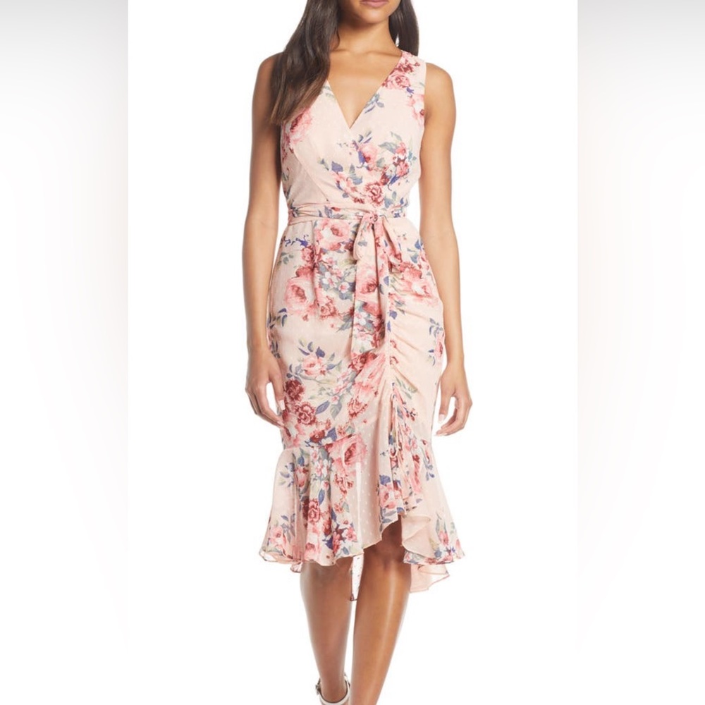 Eliza J size 4P, blush floral ruched chiffon dress